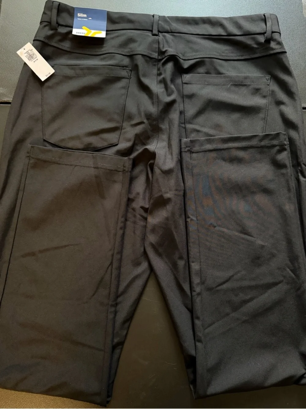 Old Navy Active Tech Hybrid Pants Black Slim 34x32 NWT 4-Way Stretch - Picture 3 of 4